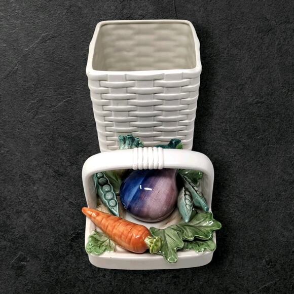 VTG Fitz & Floyd Canister Kitchen Harvest Basket Weave Colorful Vegetables READ - Picture 3 of 16